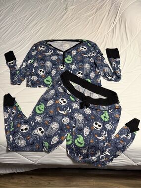 Nightmare Before Xmas Print Two-Piece Pajama Set - Navy with Green Accents